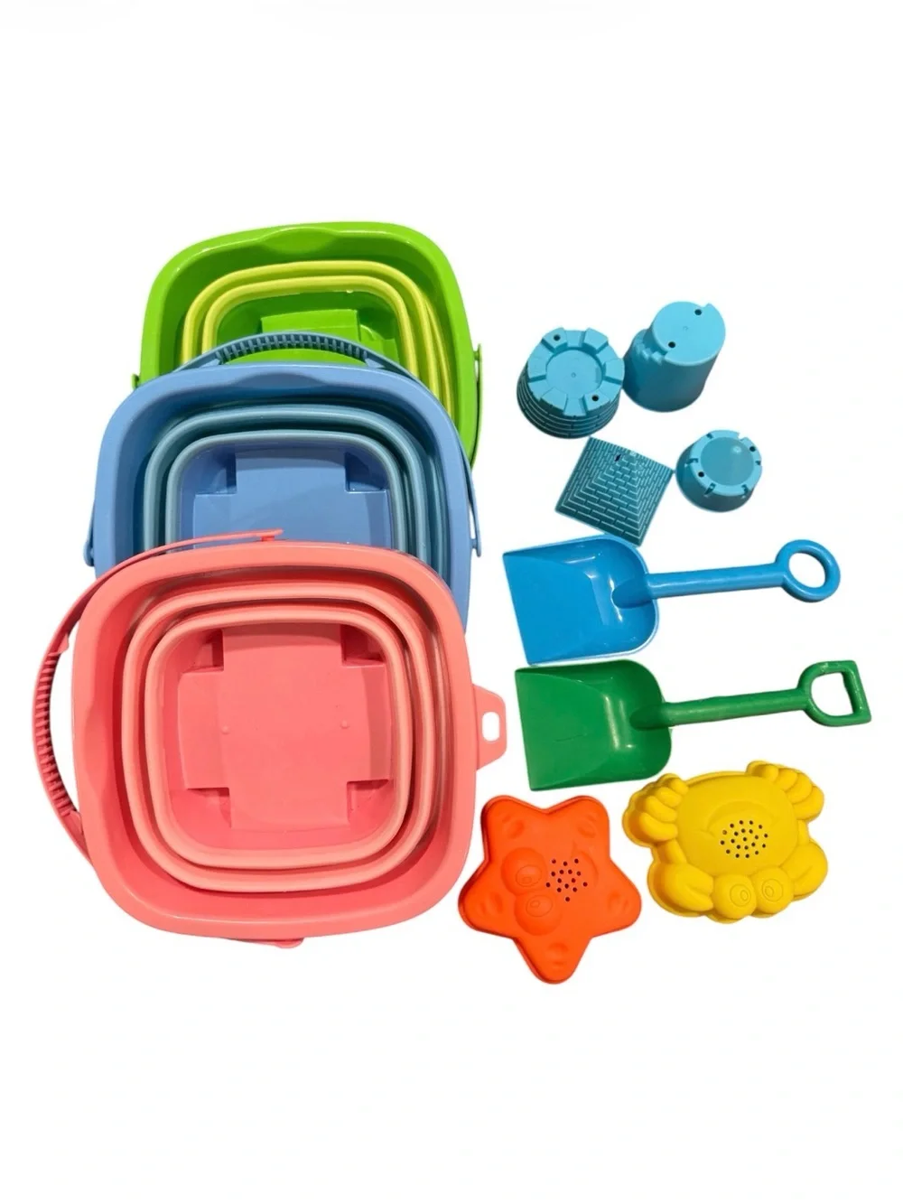 Kids CollapsibleBeach Sand Toy Set - Multicolor Buckets, Shovels & Molds